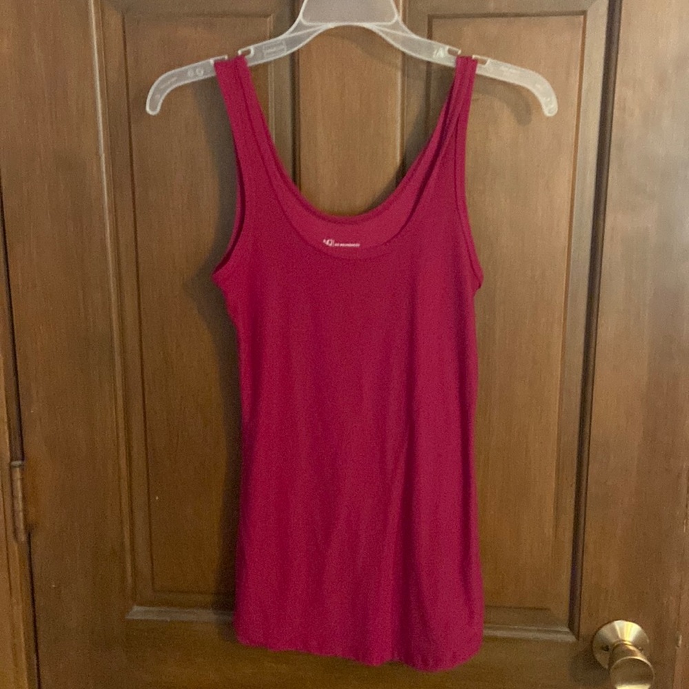Woman’s dark pink tank